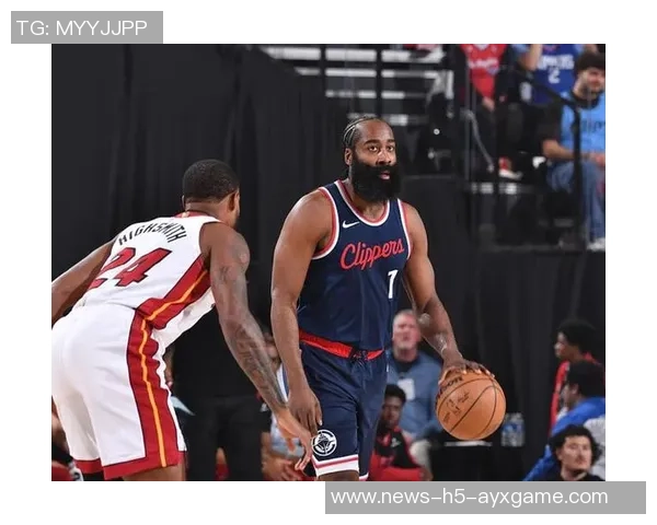 鲍威尔盛赞约维奇新赛季表现预言其未来将大放异彩 鲍威尔盛赞约维奇新赛季表现预言其未来将大放异彩